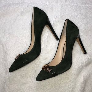 Olive Vince Camuto Pumps
